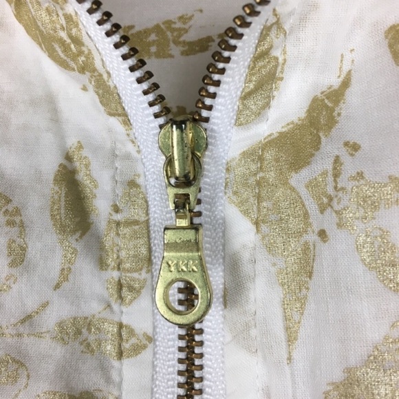 CHICO’S Jacket Wind Metallic Lightweight Paisley Athleisure Gold Size 1 Medium - Picture 7 of 9